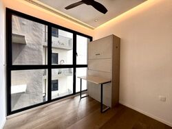Avenue South Residence (D3), Apartment #634158121